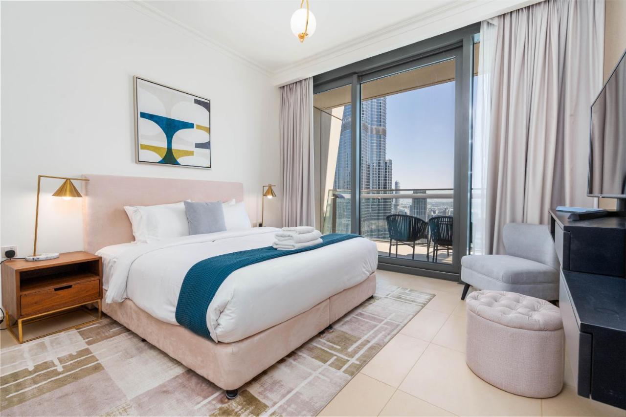 Ferienwohnung Vacay Lettings - Burj Vista High Floor Burj Khalifa & Fountain View Dubai Exterior foto