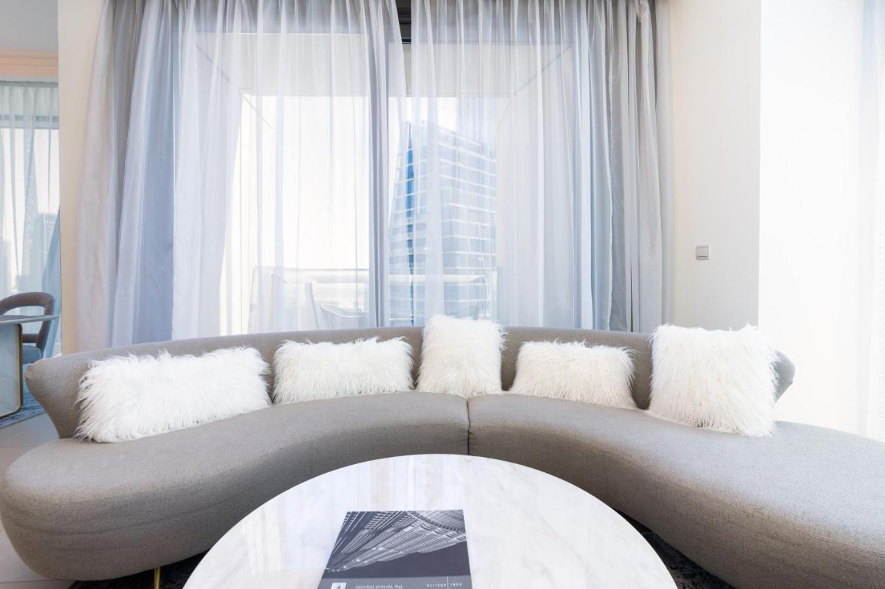 Ferienwohnung Vacay Lettings - Burj Vista High Floor Burj Khalifa & Fountain View Dubai Exterior foto