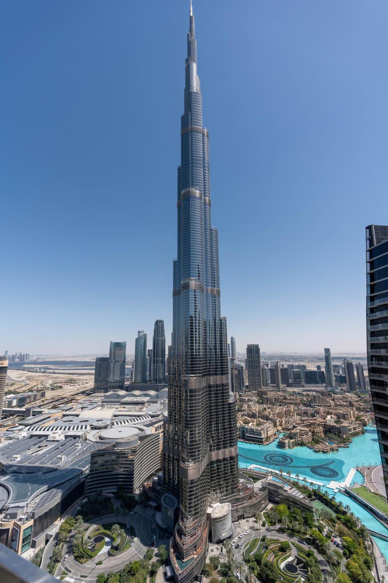 Ferienwohnung Vacay Lettings - Burj Vista High Floor Burj Khalifa & Fountain View Dubai Exterior foto